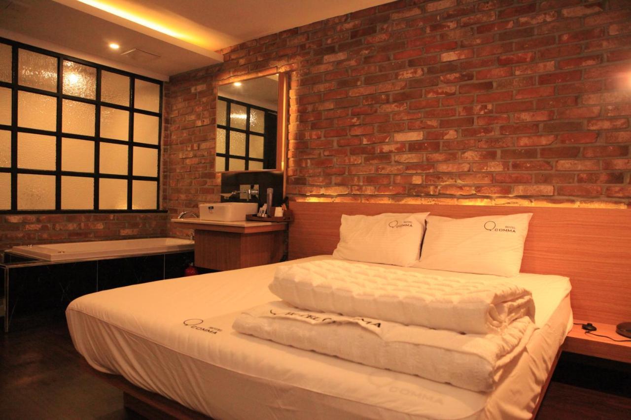 Comma Hotel Busan Buitenkant foto